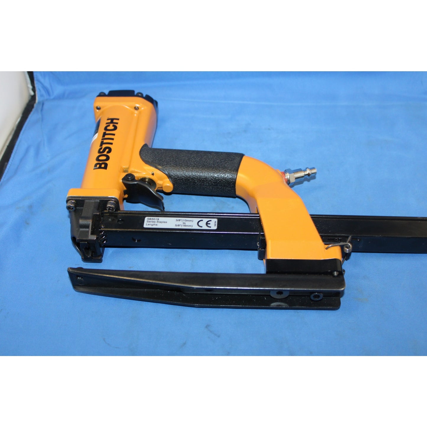 Bostitch P51-5B SB5019 Series 3/8" to 5/8" Pneumatic Plier Stapler