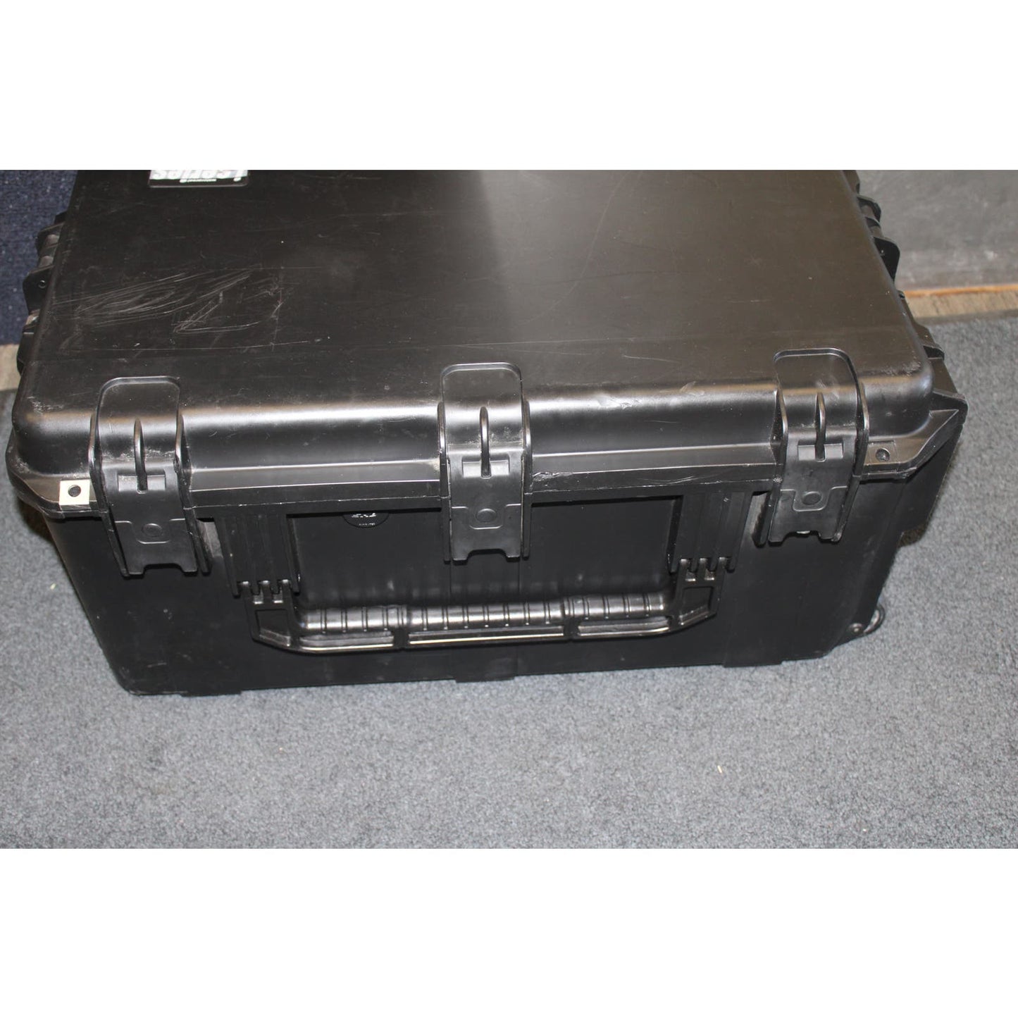 SKB iSeries 2617-12 Rolling Waterproof Case, 29"x14"x15"