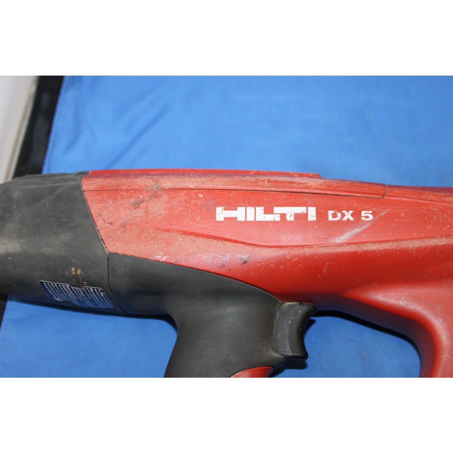 Hilti DX 5 (DX 5-F8) with X-5-460-F8 nose, Powder Actuated Tool