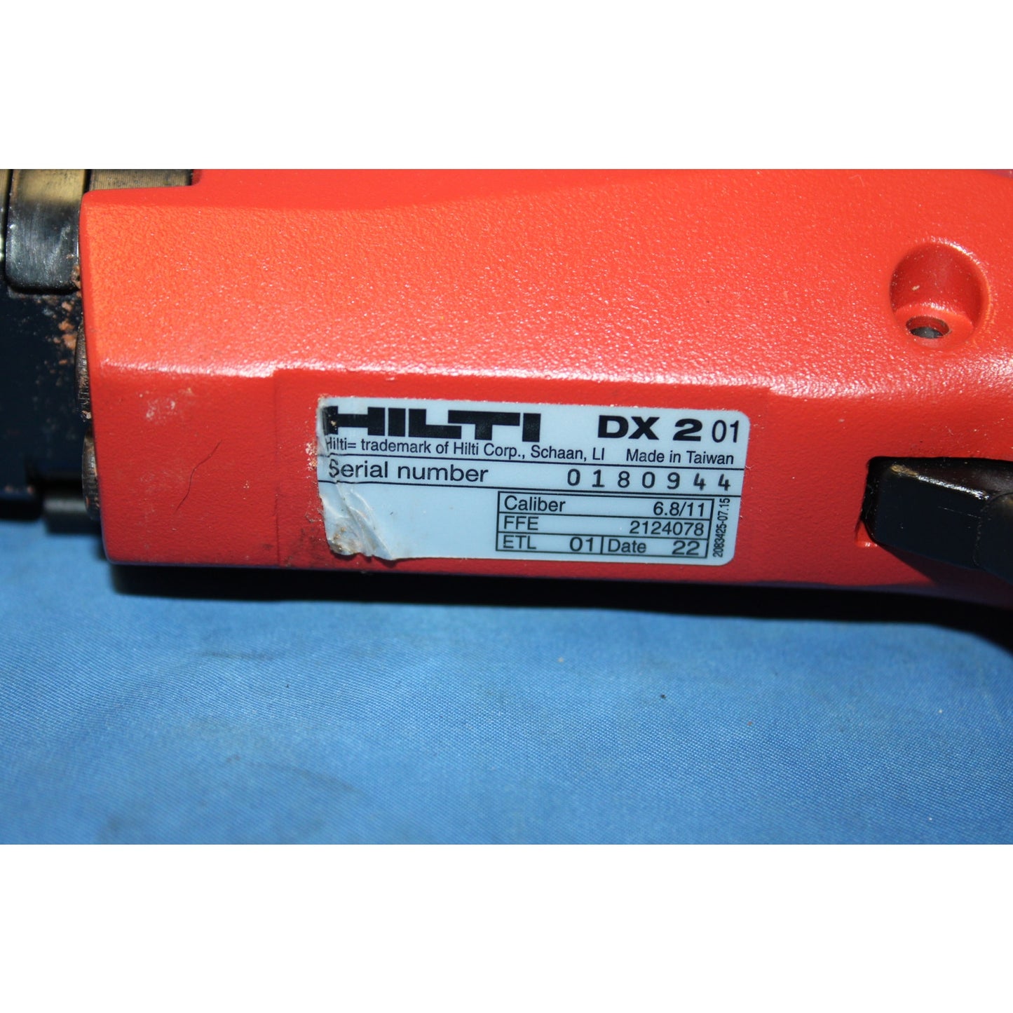 Hilti DX 2 Powder Actuated Fastening Tool with Extra Piston Kit