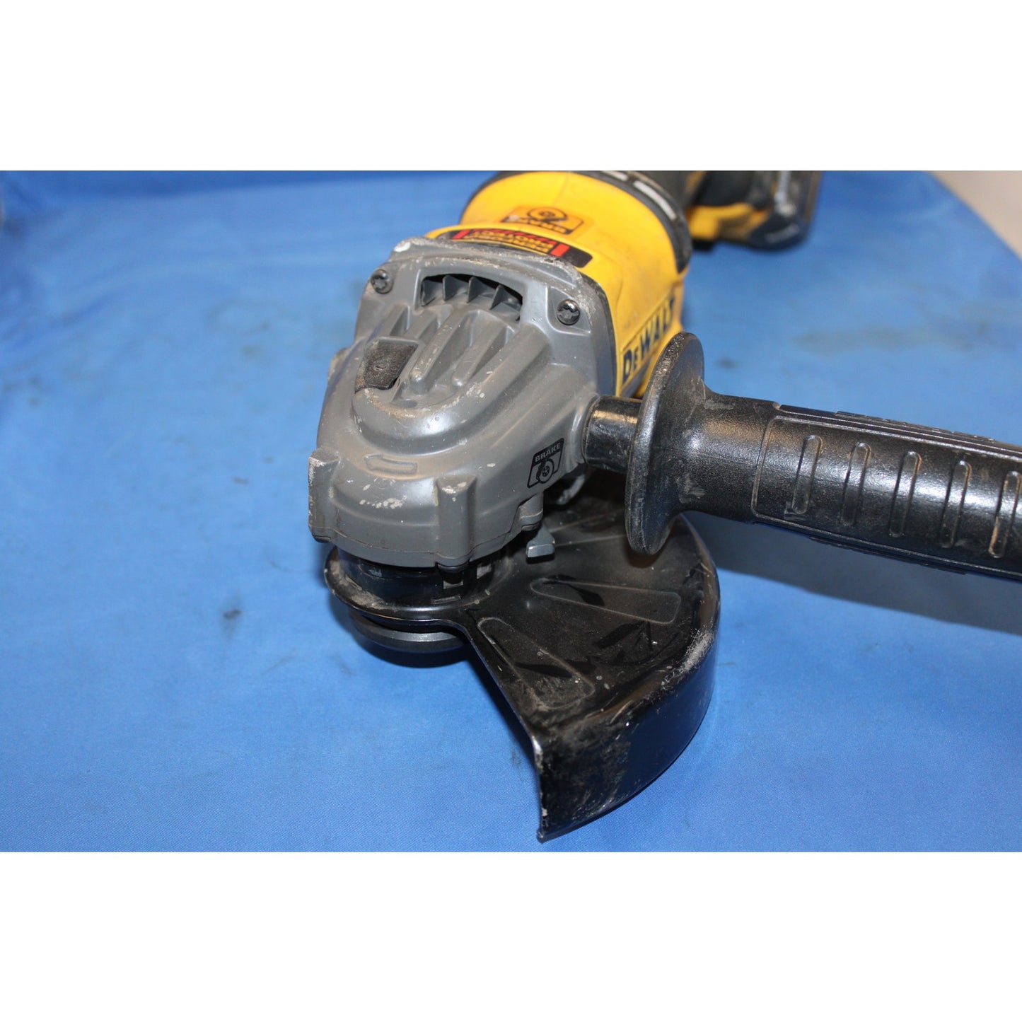 DeWalt DCG418 FlexVolt 20v/60v Max 4-1/2" to 6" Grinder w/ 9ah Flexvolt Battery