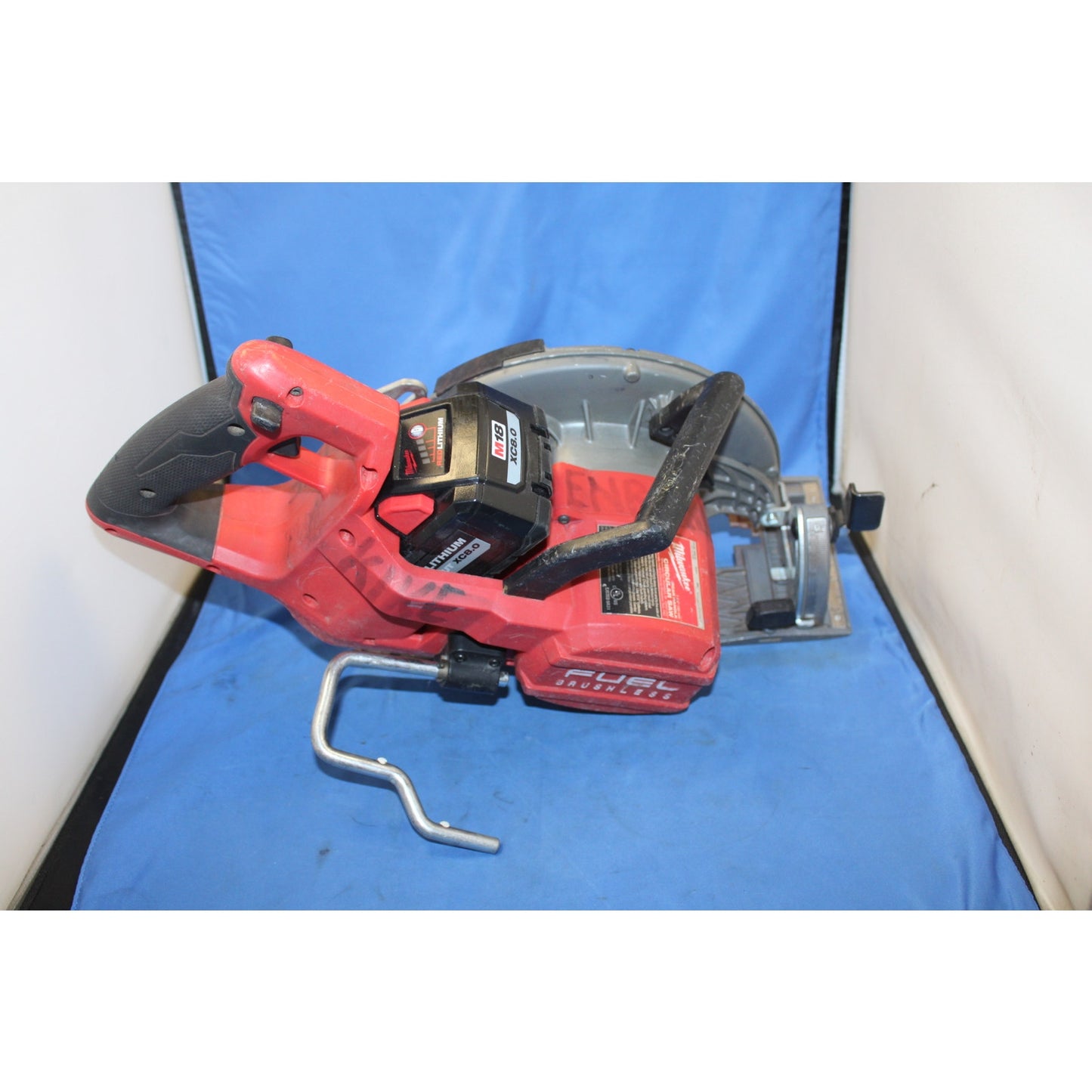 Milwaukee 2830-20 18V M18 7-1/4" Rear Handle Circular Saw w/ M18 XC 8.0 Battery