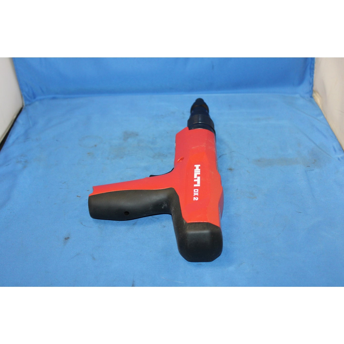 Hilti DX 2 Powder Actuated Fastening Tool with Extra Piston Kit