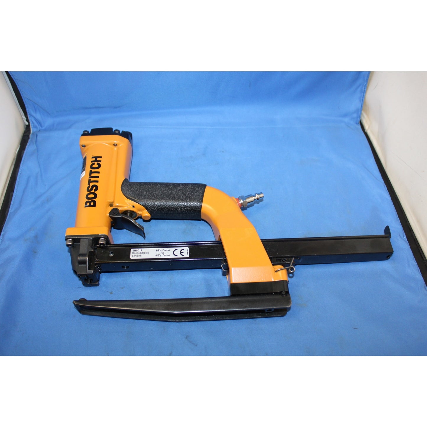 Bostitch P51-5B SB5019 Series 3/8" to 5/8" Pneumatic Plier Stapler