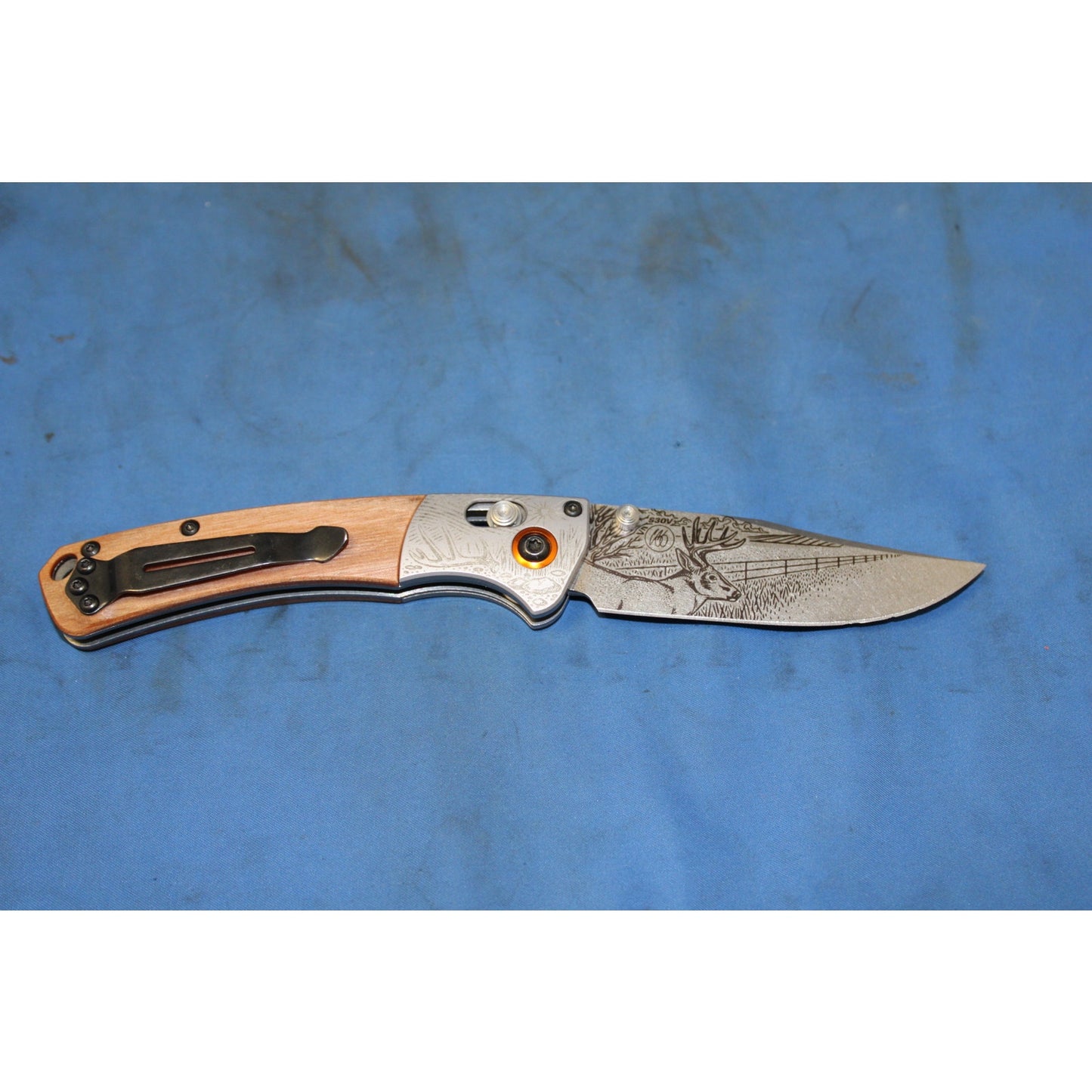 Benchmade Mini Crooked River 15085-2204 Hunt Artist Series Pheasant, Pocket Knife